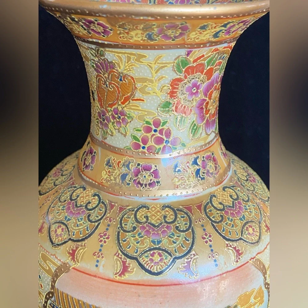 Royal Satsuma Vase Gold Embossed Moriage Geishas & Garden 12